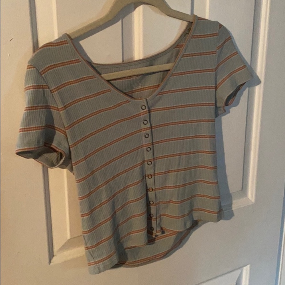 American eagle t shirt